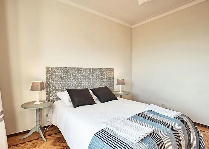Apartament Fuer 29 Personen Und 1 Kind In Lissabon- Regiao De - Costa De Lisbo By Interhome Lizbona